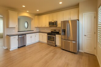 3073 Coral Ln in Glenview, IL - Building Photo - Building Photo