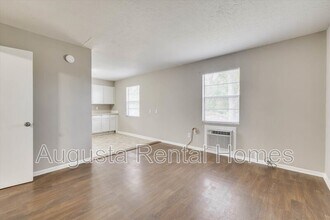 329 Verdery Dr in Belvedere, SC - Building Photo - Building Photo