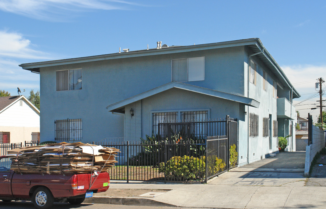 2646 Corning St in Los Angeles, CA - Building Photo