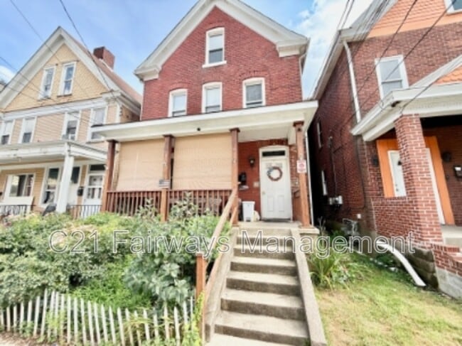 property at 427 2nd St