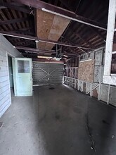 1216 N Conyer St in Visalia, CA - Building Photo - Building Photo