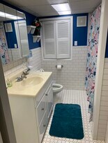 183 Massachusetts Ave in Bay Shore, NY - Building Photo