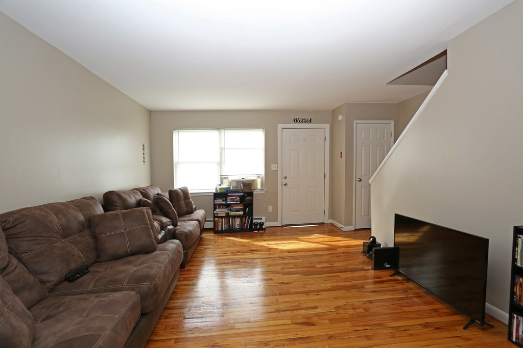 Scott Gardens Apartments in Waterbury, CT