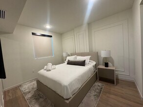 4220 Laguna St in Coral Gables, FL - Foto de edificio - Building Photo