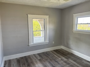 2833 E 100th St in Cleveland, OH - Building Photo - Building Photo