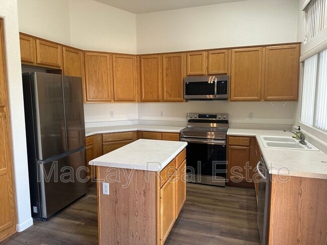 334 N Duffy Way in Gilbert, AZ - Building Photo - Building Photo