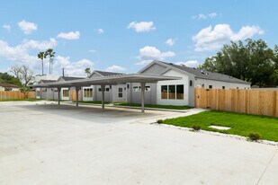 520 W Jackson Ave in McAllen, TX - Building Photo