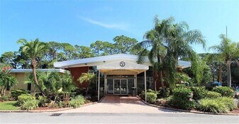 2650 Coconut Bay Ln in Sarasota, FL - Building Photo