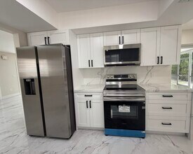9004 SW 6th St in Boca Raton, FL - Building Photo - Building Photo