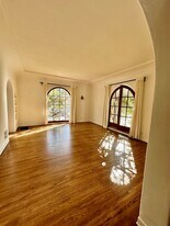 855 17th St, Unit 855 in Santa Monica, CA - Building Photo