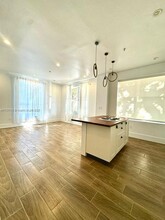 1502 Jefferson Ave in Miami Beach, FL - Building Photo - Building Photo