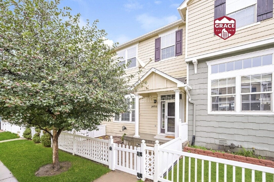 1495 Red Cliff Way in Castle Rock, CO - Building Photo