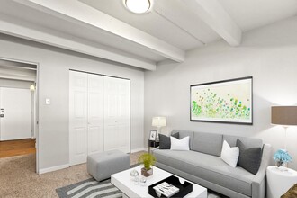 Terrace Arms Apartments in Denver, CO - Building Photo - Building Photo