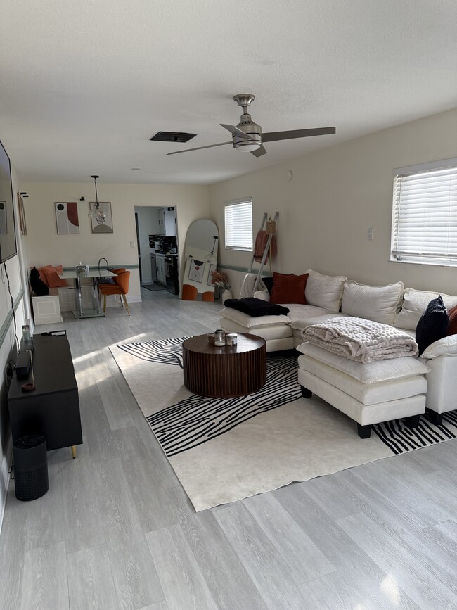 property at 5865 37th Ave N