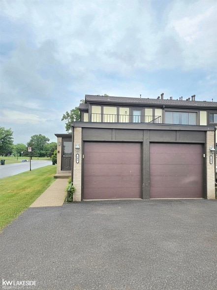 property at 101 Country Club Dr
