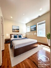 1151 W Lunt Ave, Unit 3 in Chicago, IL - Building Photo - Building Photo