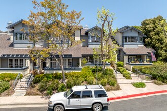 Cambridge in La Jolla, CA - Foto de edificio - Building Photo