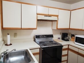 7615 E Callisto Cir, Unit 79 in Tucson, AZ - Building Photo - Building Photo