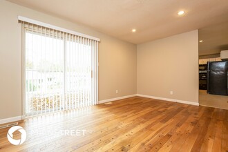 11620 Sheffield Dr in Florissant, MO - Building Photo - Building Photo