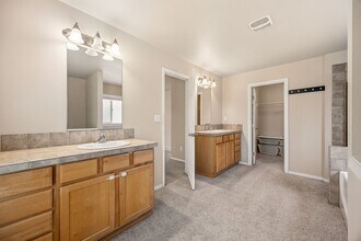 19123 14th Dr SE in Bothell, WA - Building Photo - Building Photo