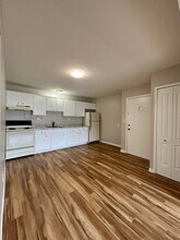 413 St John St in Wyandotte, MI - Building Photo - Building Photo