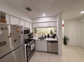 9103 SW 138th Pl, Unit 9103 in Miami, FL - Building Photo