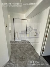 30 Stoneycrest Dr in Middletown, CT - Building Photo - Building Photo