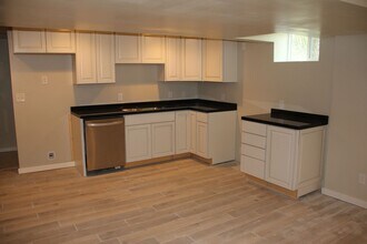 1395 N Harlan St in Lakewood, CO - Building Photo - Building Photo
