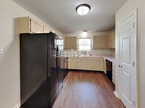 7576 Gold Coin Dr in Avon, IN - Foto de edificio - Building Photo