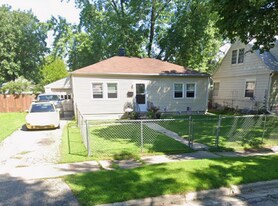 2919 Kenmore Ave in Rockford, IL - Building Photo