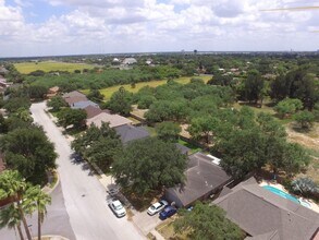 3301 Mynah Ave in McAllen, TX - Building Photo - Building Photo