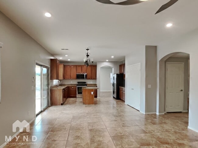 3009 E Lynx Way in Gilbert, AZ - Foto de edificio - Building Photo