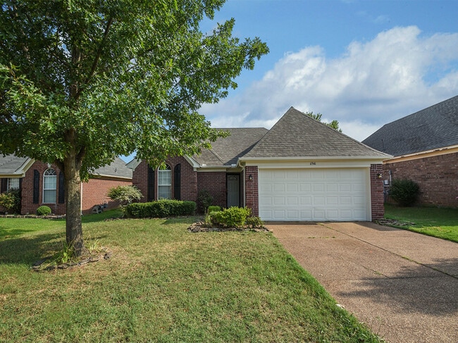 6946 Naples Dr