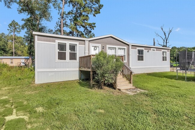 595 County Rd 2218 in Cleveland, TX - Building Photo - Building Photo