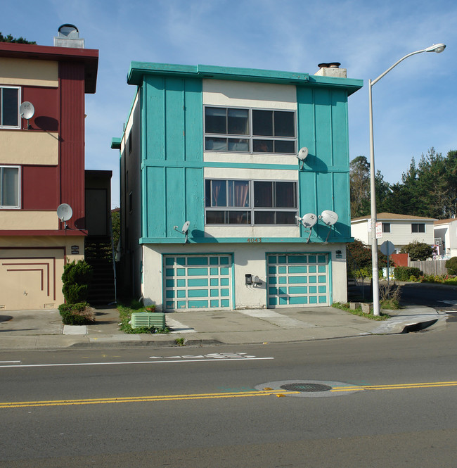 4043-A Callan Blvd in Daly City, CA - Building Photo - Building Photo