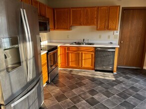 5112 Shenandoah Ave in Newburgh, IN - Building Photo - Building Photo