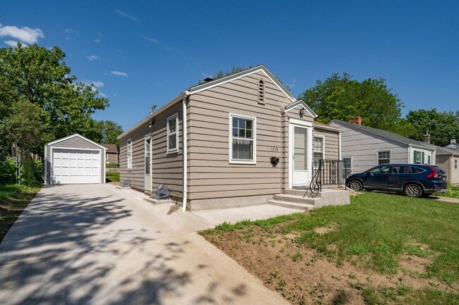 property at 1219 S Glendale Ave