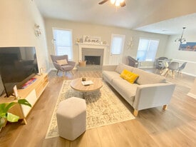 2591 Whitebluff Way in Buford, GA - Building Photo