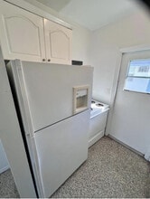 1126 Sesame St in Opa Locka, FL - Building Photo - Building Photo