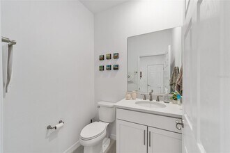 7479 SW 64th St Rd in Ocala, FL - Building Photo - Building Photo