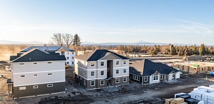 Introducing Dry Canyon – Redmond’s newest ... in Redmond, OR - Foto de edificio - Building Photo