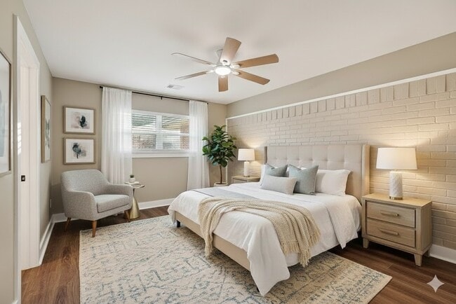 property at 2103 Woodway Dr