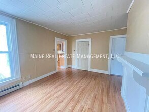 59 Elm St in Bangor, ME - Building Photo - Building Photo