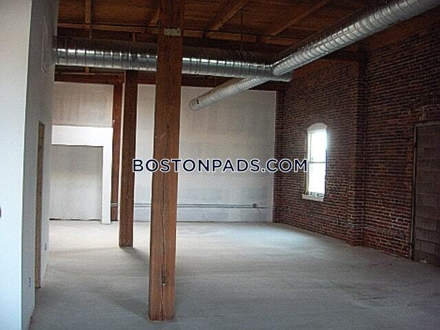 90 Lafayette St-Unit -202 in Salem, MA - Building Photo - Building Photo