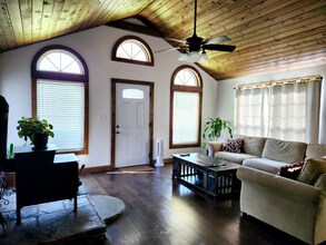 7055 Tomotley Rd in Maryville, TN - Building Photo - Building Photo