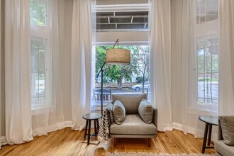 2805 E 16th Ave in Denver, CO - Foto de edificio - Building Photo