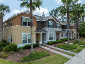 Coventry Townhomes in Orange Park, FL - Building Photo - Building Photo