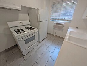 The Alamar in Los Angeles, CA - Building Photo - Building Photo