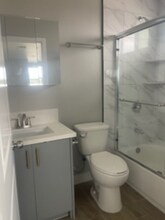 417 W 126th St in Los Angeles, CA - Building Photo - Building Photo