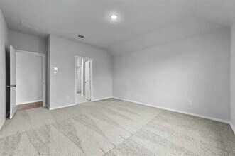 517 Meadow Run Dr in Van Alstyne, TX - Building Photo - Building Photo